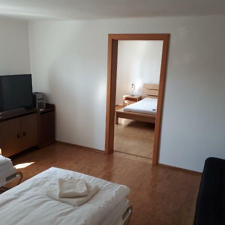 Brezno - 2 Izbovy Apartman Exteriör bild