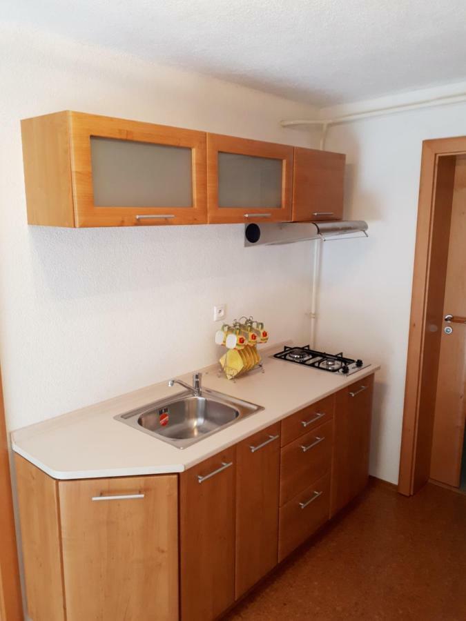 Brezno - 2 Izbovy Apartman Exteriör bild