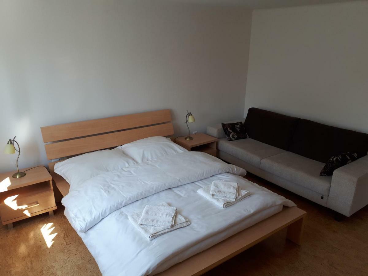 Brezno - 2 Izbovy Apartman Exteriör bild